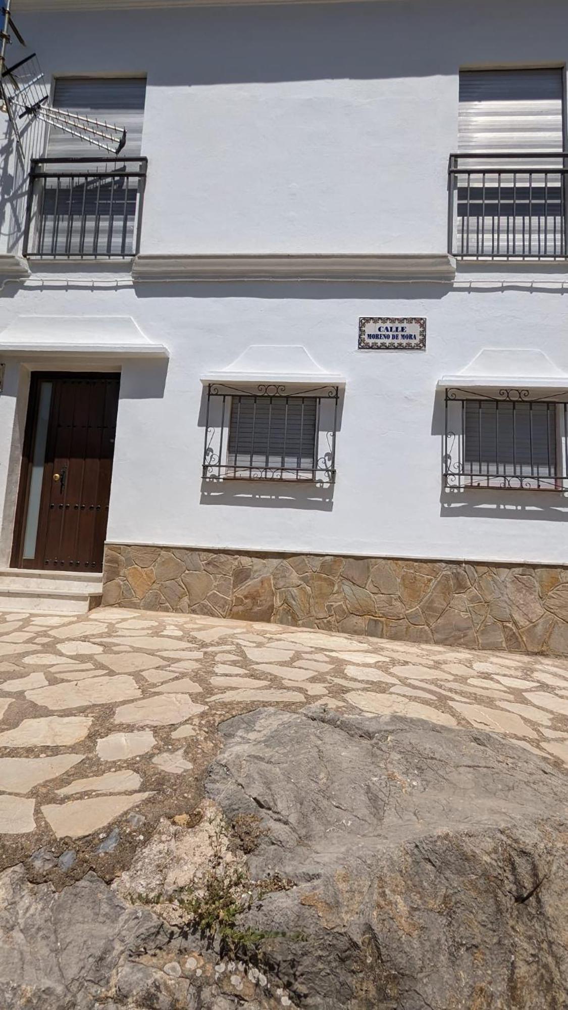 La Casa Del Pueblo Villaluenga Del Rosario